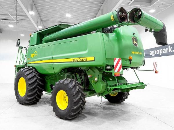 Комбайн John Deere S690 (2006)