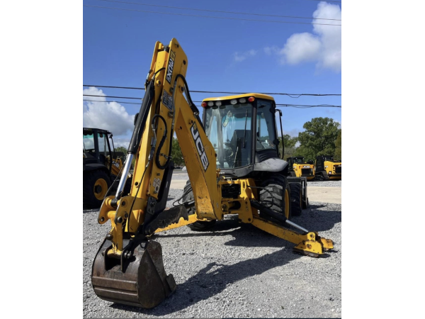 Экскаватор-погрузчик JCB 3CX (2015)