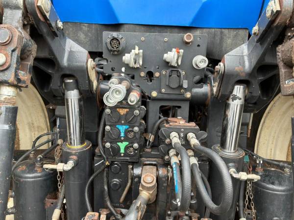 Трактор New Holland T8.330 (2013)