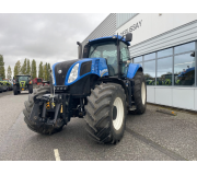 Трактор New Holland T8.330