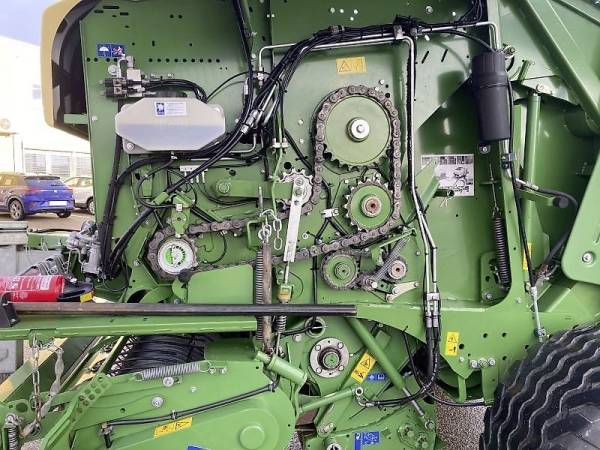 Прес-підбирач Krone Comprima F 155 XC (2018)