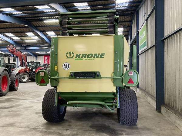 Прес-підбирач Krone Comprima F 155 XC (2018)