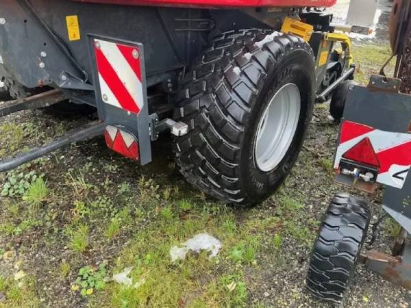 Прес-підбирач Pottinger Impress 185 V (2019)