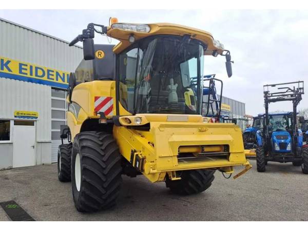 Комбайн New Holland CX 720 (2003)