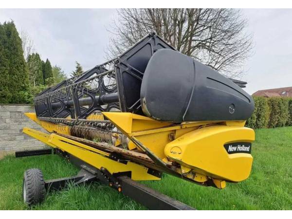 Комбайн New Holland CX 720 (2003)