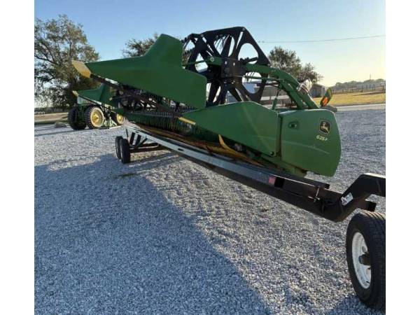 Жниварка John Deere 625F (2009)