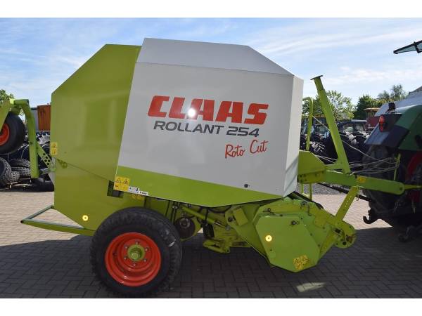 Прес-підбирач Claas Rollant 254 RC (2007)