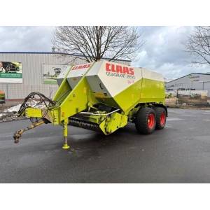 Прес-підбирач Claas Quadrant 2200 RC (2003)