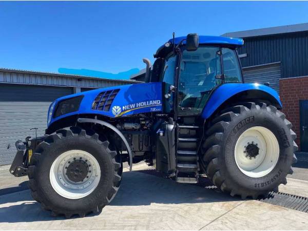 Трактор New Holland T8.300 (2012)