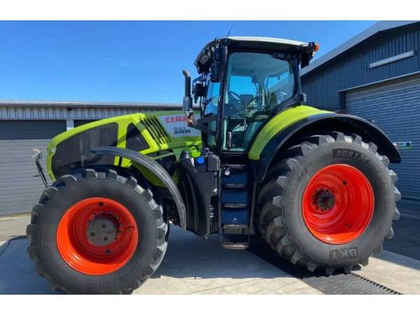 Трактор Claas Axion 940 (2016)