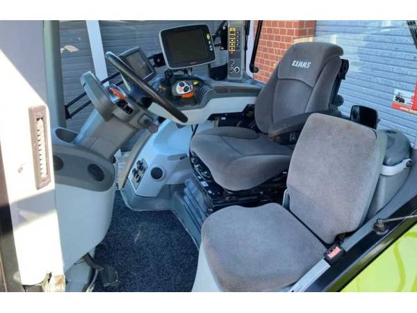 Трактор Claas Axion 940 (2016)
