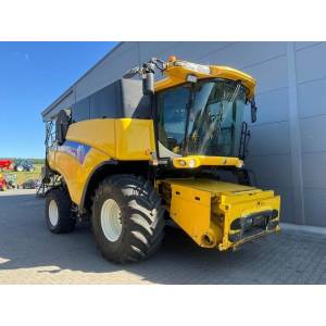 Комбайн New Holland CR 9070 (2008)