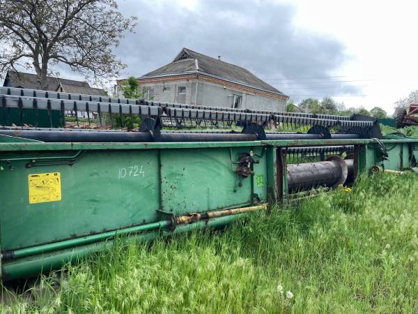 Жниварка John Deere 925F 