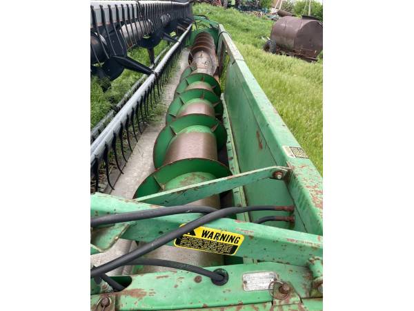 Жниварка John Deere 925F 