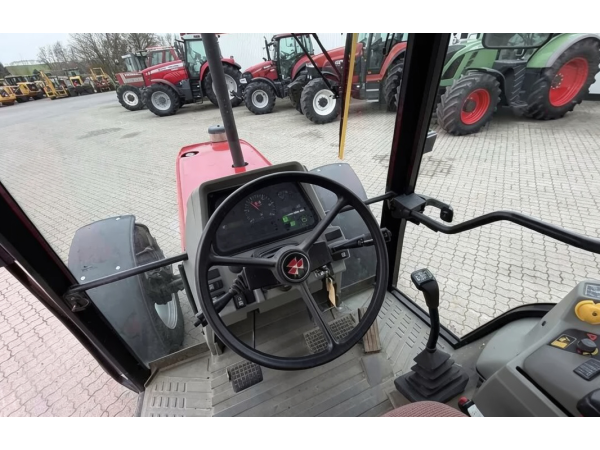 Трактор Massey Ferguson 6160 (1996)