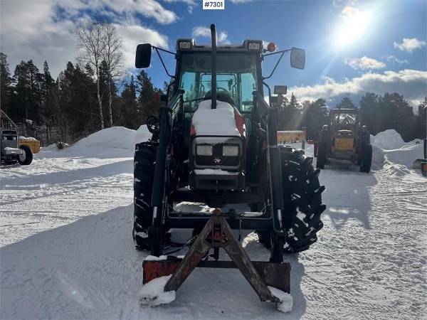 Трактор Massey Ferguson 6140 (1997)