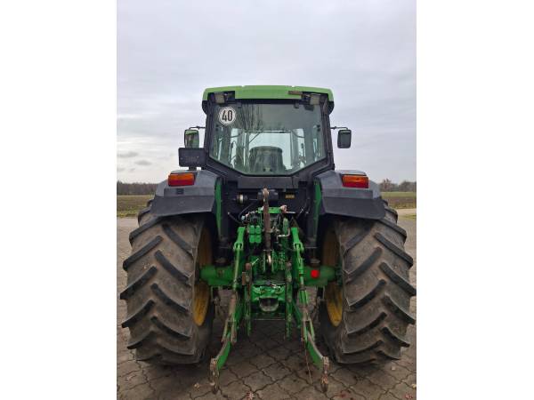 Трактор John Deere 6610 (2001)