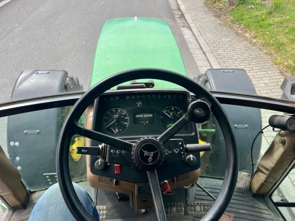 Трактор John Deere 6300 (1996)