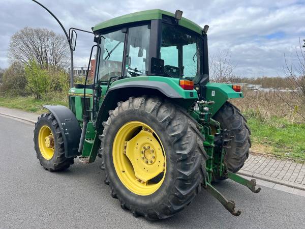 Трактор John Deere 6300 (1996)