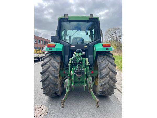 Трактор John Deere 6300 (1996)
