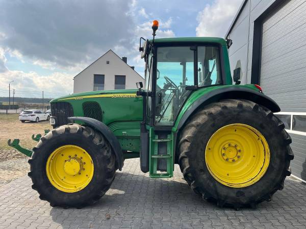 Трактор John Deere 6920 (2003)