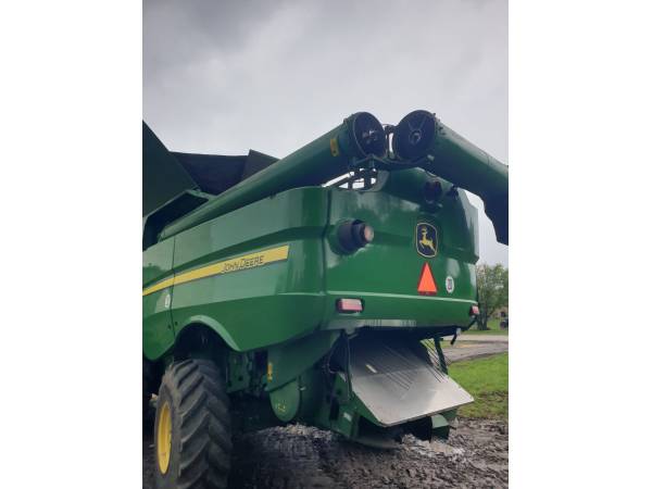 Комбайн John Deere S680i (2012)