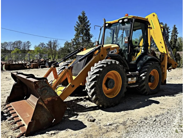 Экскаватор-погрузчик JCB 4CX (2010)