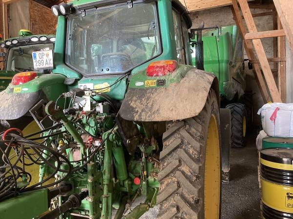 Трактор John Deere 6920 (2002)