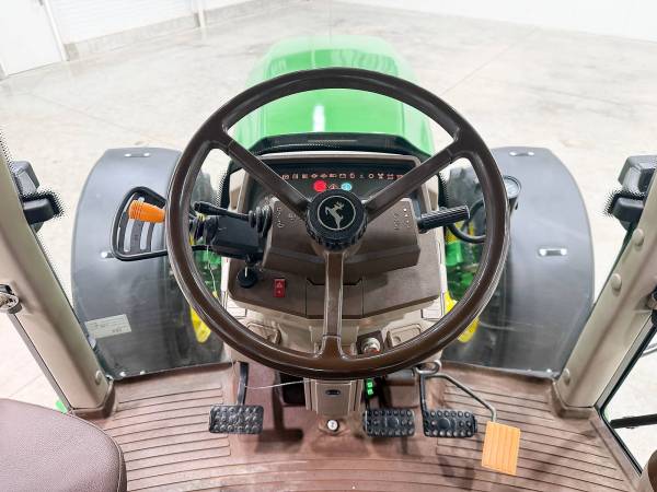 Трактор John Deere 6920 (2003)