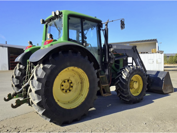 Трактор John Deere 6830 (2012)