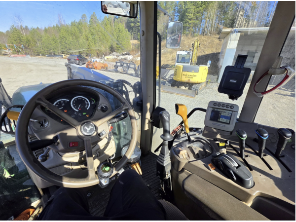 Трактор John Deere 6830 (2012)