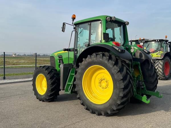 Трактор John Deere 7530 Premium (2011)
