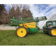 Обприскувач John Deere 732