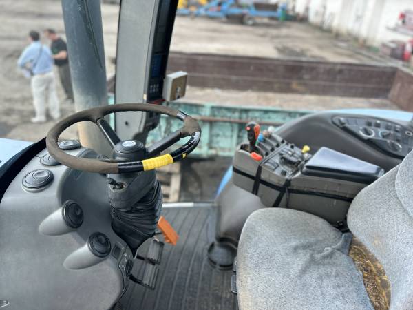 Трактор New Holland TG285 (2005)