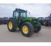 Трактор John Deere 6910