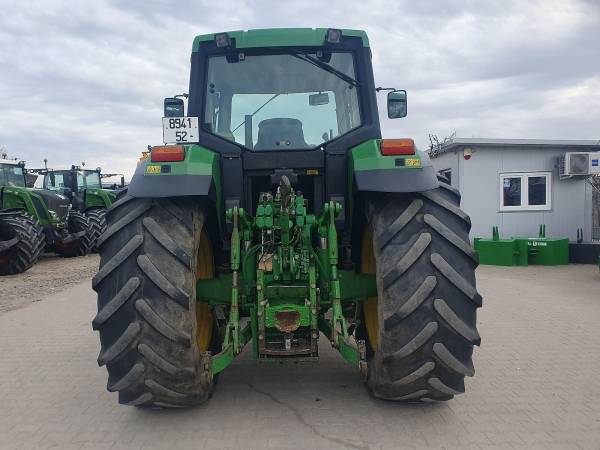 Трактор John Deere 6910 (2001)