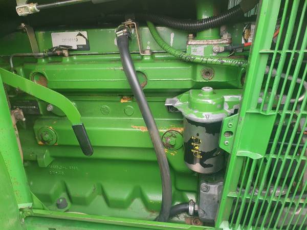 Трактор John Deere 6910 (2001)
