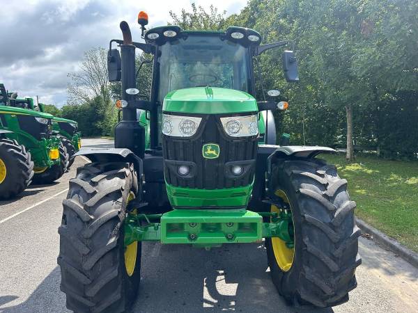  Трактор John Deere 6155M (2023)
