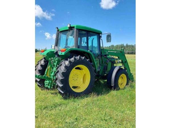 Трактор John Deere 6110 (2002)