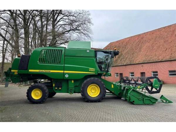 Комбайн John Deere W540 (2012)