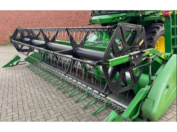 Комбайн John Deere W540 (2012)