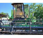 Комбайн John Deere 1075