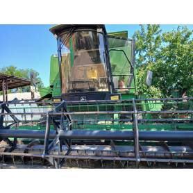 Комбайн John Deere 1075 (1984)