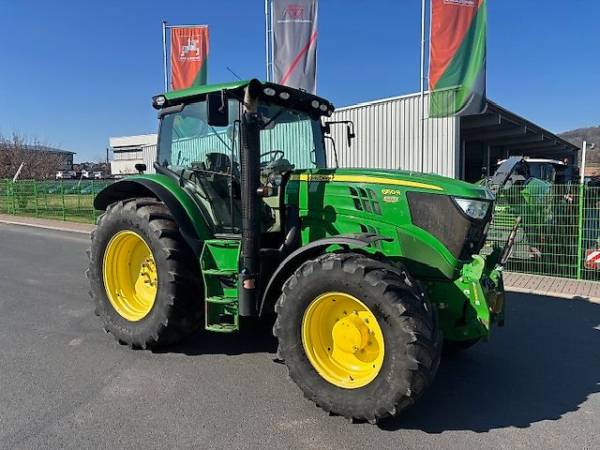 Трактор John Deere 6150R (2015)