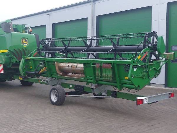 Комбайн John Deere W540 (2016)