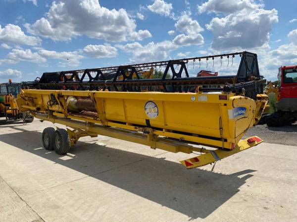 Жатка зерновая New Holland 30 V (2005)