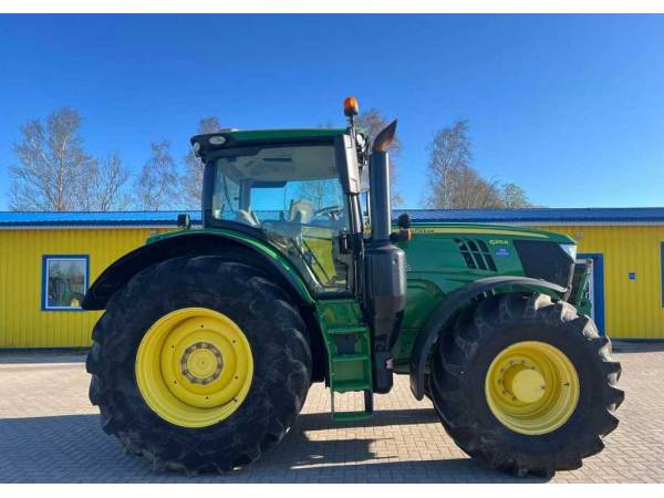 Трактор John Deere 6215R (2015)