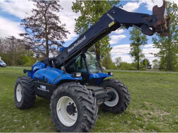 Навантажувач New Holland LM 435 (2006)