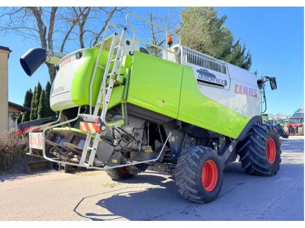 Комбайн Claas Lexion 600 (2008)