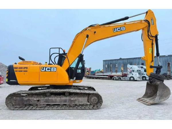Екскаватор JCB JS 220  (2015)